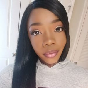 Meet your Posher, Shenee